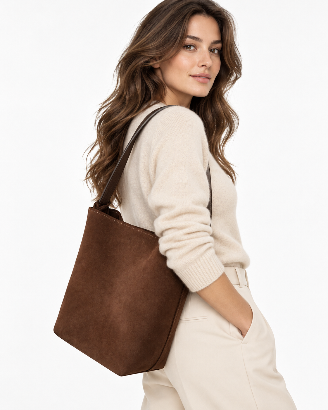 Livia – Suede Bucket – colore Marrone | Atelier Madreperla