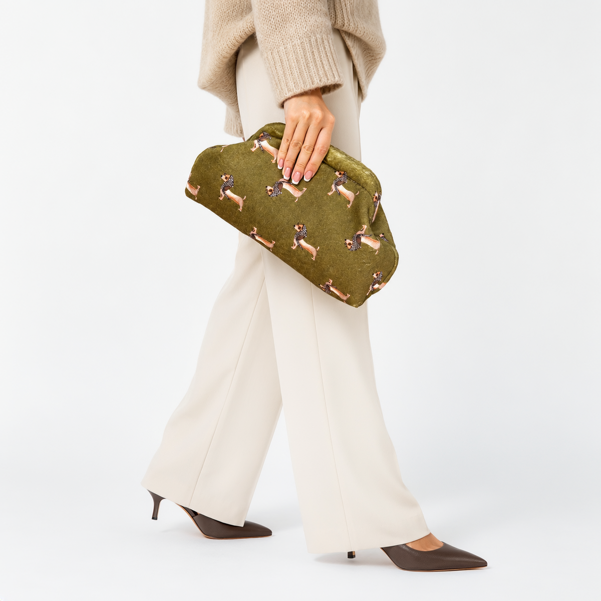Madame Teckel – Pochette Bassotto con Catena